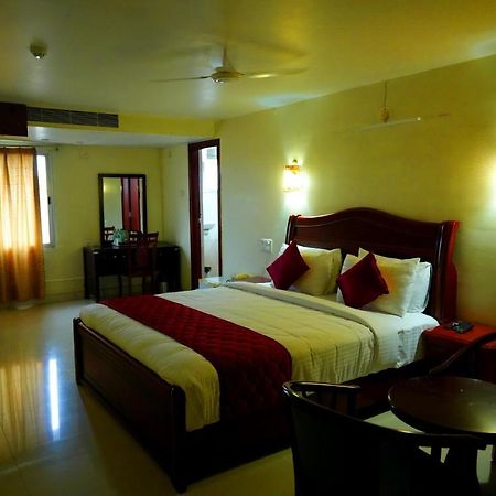 Mg Zion Hotel Tirupati Luaran gambar