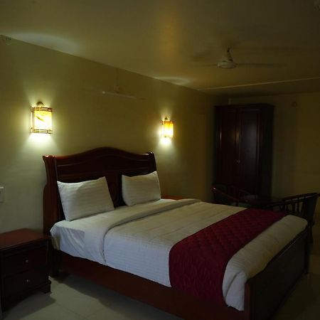 Mg Zion Hotel Tirupati Luaran gambar