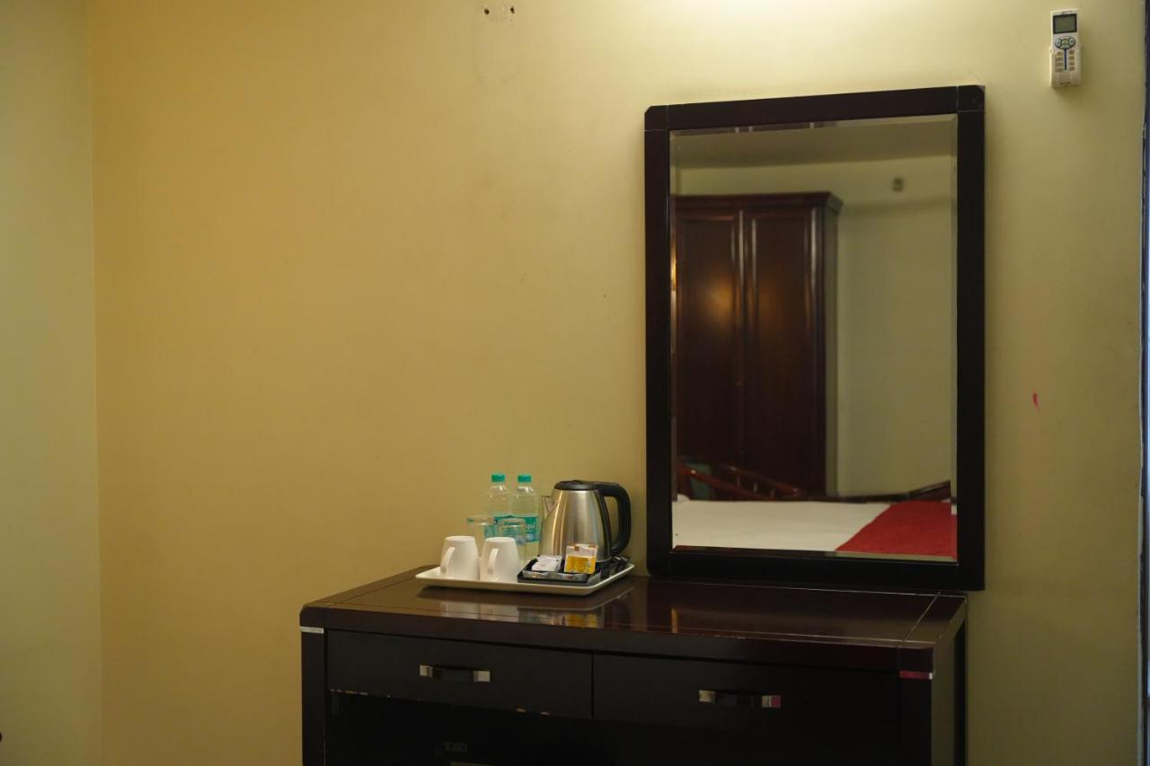 Mg Zion Hotel Tirupati Luaran gambar