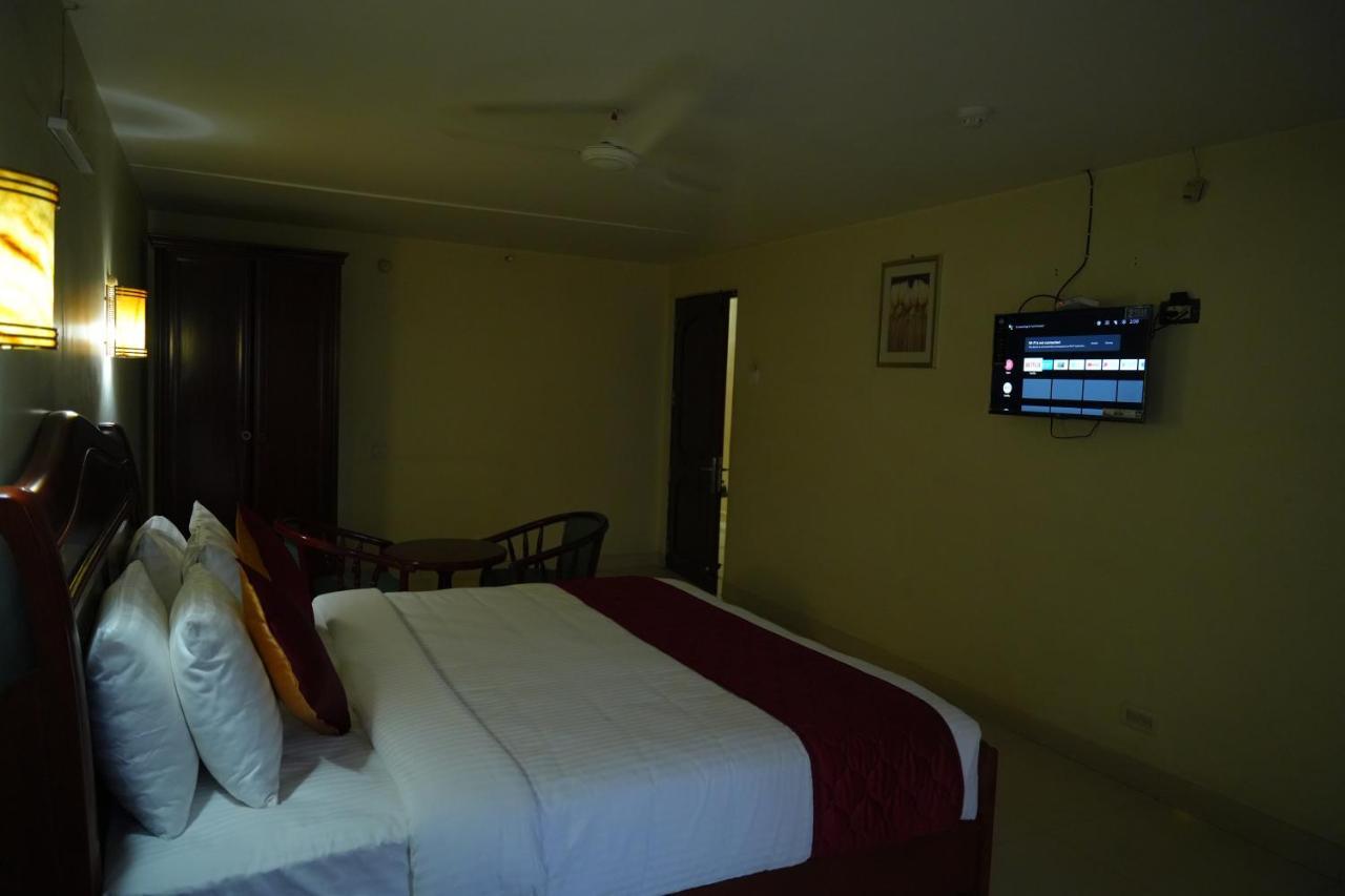 Mg Zion Hotel Tirupati Luaran gambar